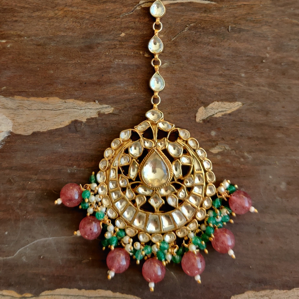 Kundan Mangtikka with Oversized Blush Rose beads
