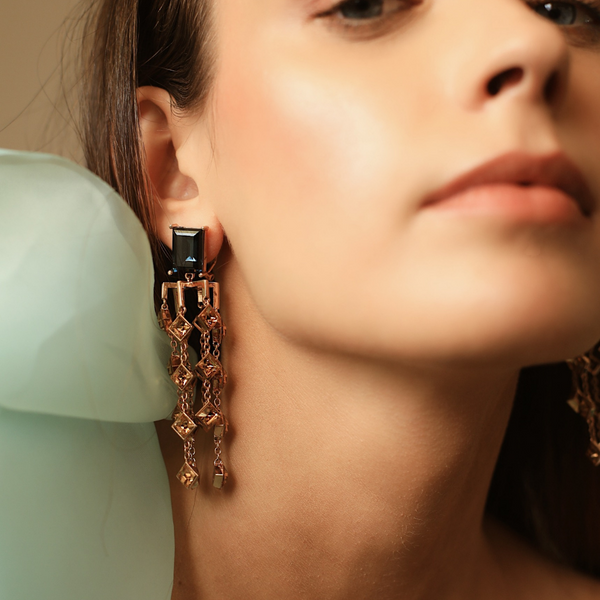 These chandelier earrings are a very regal impression