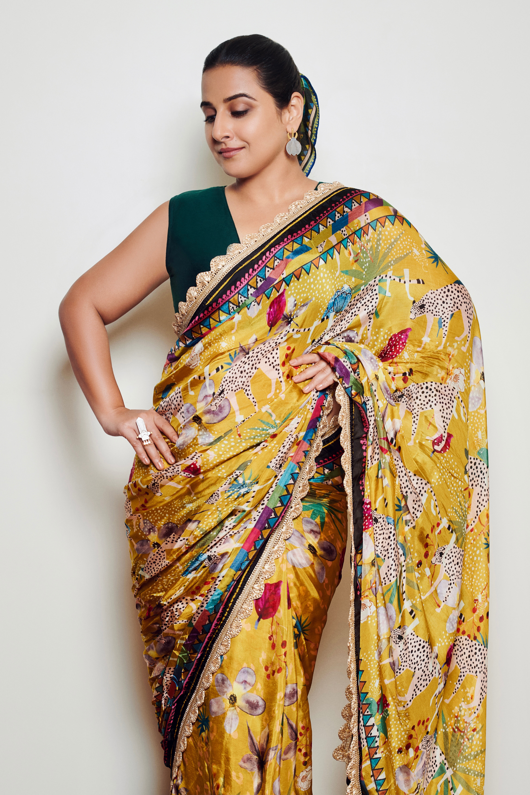  this saree comes with a rani unstitched sequin highlighted blouse piece.