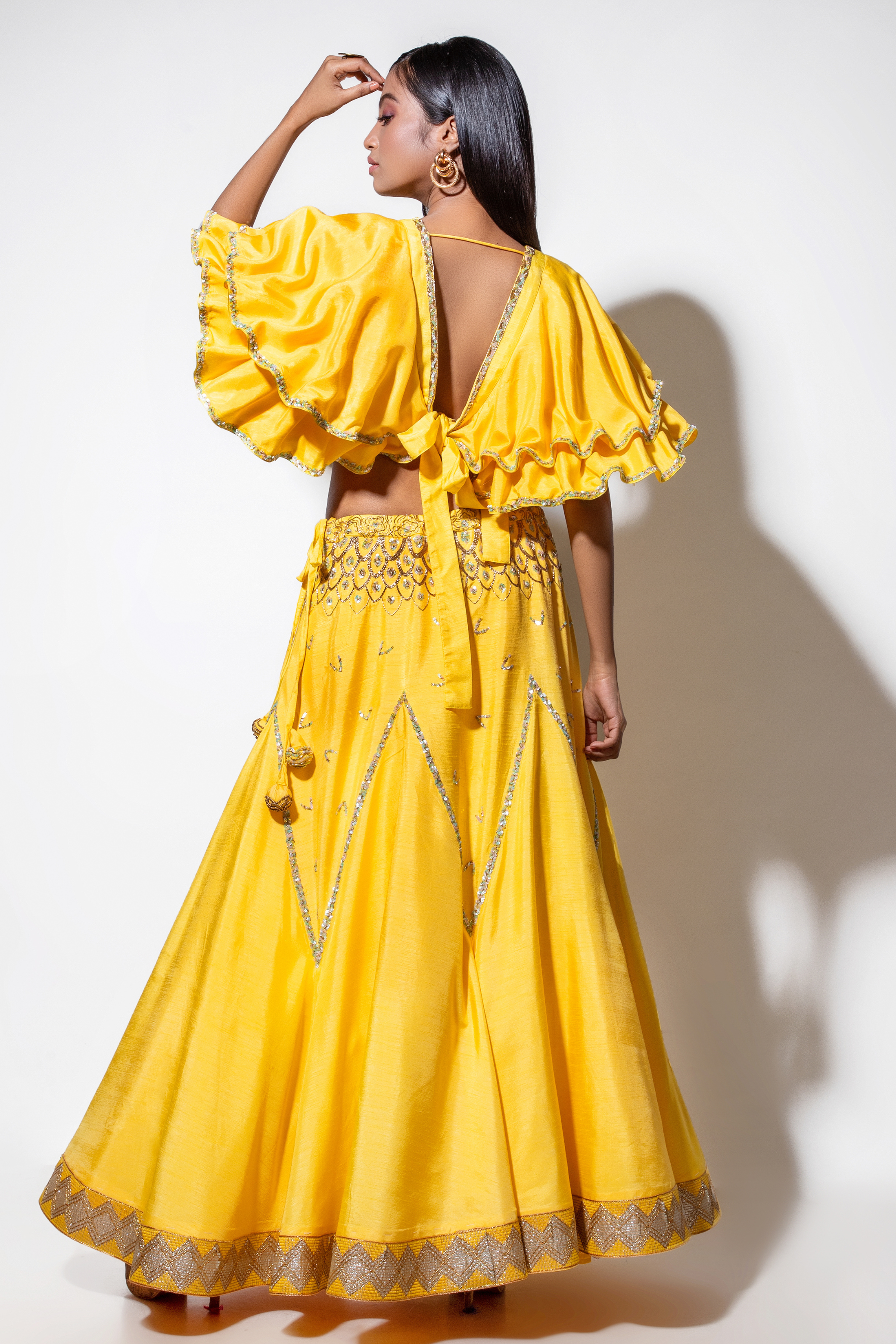 embroidered lehenga for women yellow 
